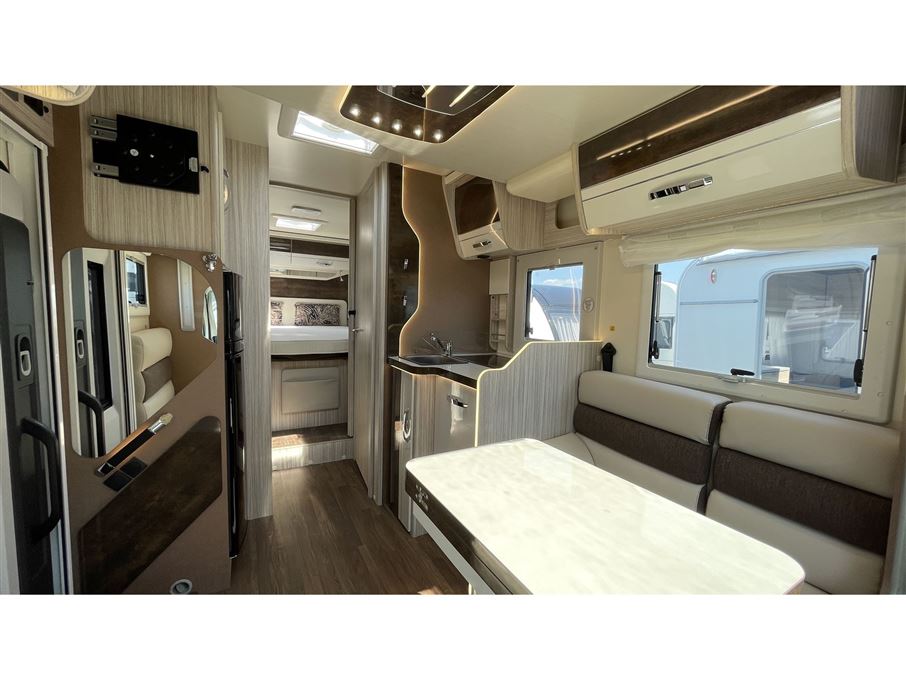 Elnagh T-Loft 582